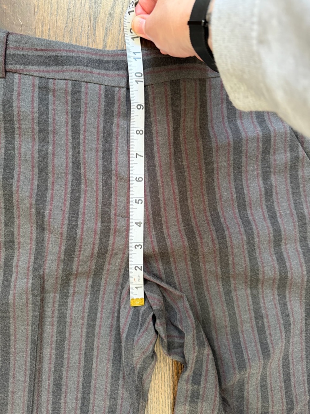 Larry Levine Gray Pinstripe Wide-Leg Trousers - Picture 5 of 8